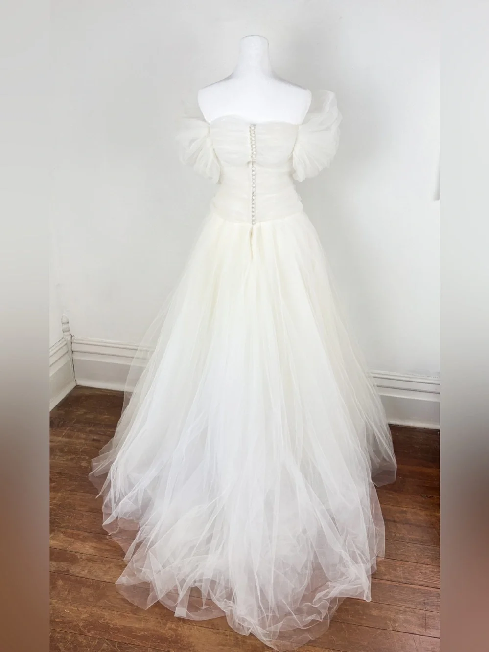 Vintage Oscar de la Renta Ivory Tulle Strapless Wedding Gown Sz S - Picture 2 of 16